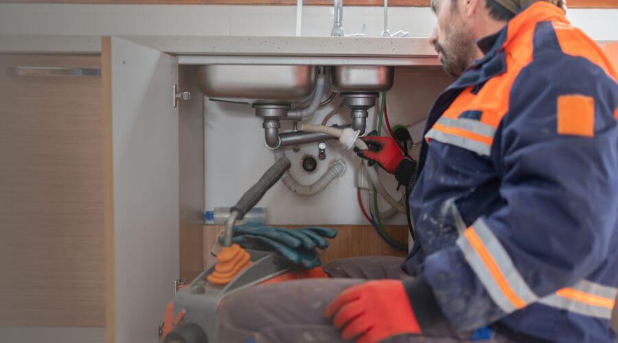 Professional slab leak plumber services in Elm Grove, LA